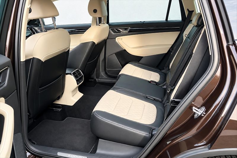 Škoda Kodiaq 2.0 TDI DSG STYLE 1.MAJ DPH ČR - fotka 9 z 15