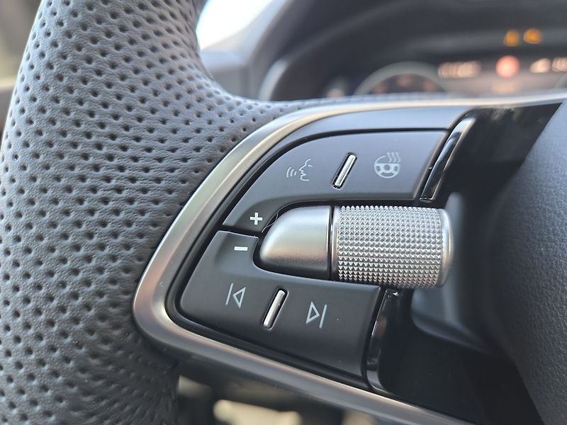 Škoda Scala Dynamic 1,5TSI 110kW - fotka 11 z 11