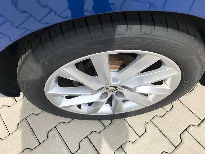 Škoda Scala (2024) SELEC TOP TSI 85/1.0 M6F - fotka 16 z 26
