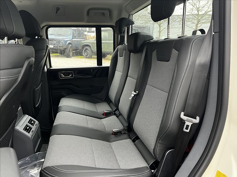 INEOS Grenadier (2025) 3,0 CHASSIS DOUBLE CAB 5m - fotka 10 z 21