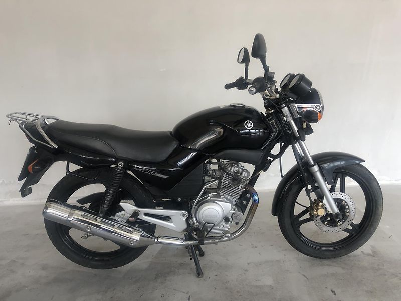 Yamaha YBR 125 - fotka 1 z 15
