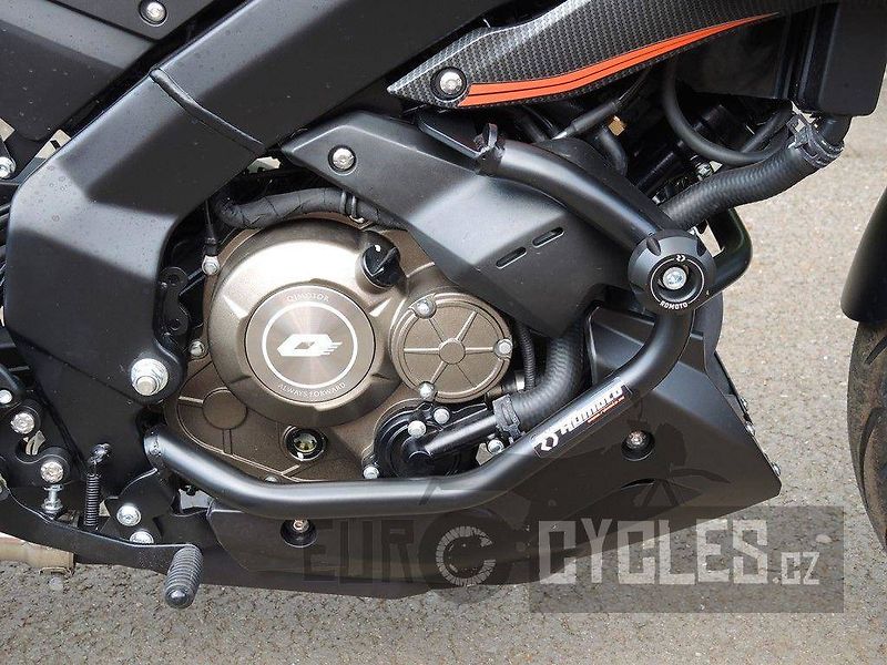 QJ Motor SRK 125 S (2026) - fotka 12 z 14