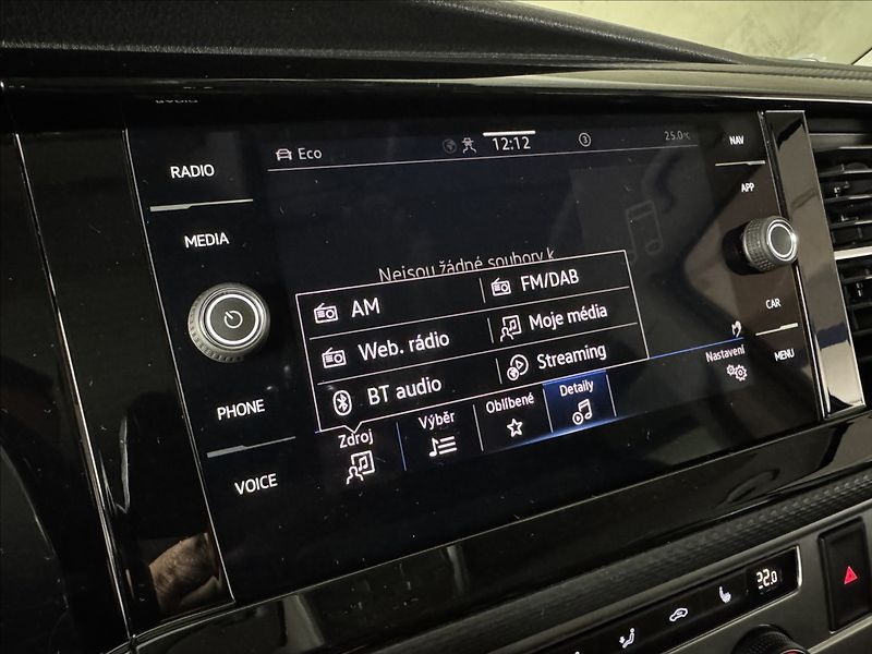 Volkswagen California 2,0 TDi  DSG Beach LED Assist - fotka 41 z 50