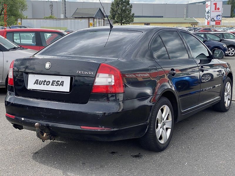 Škoda Octavia (2009) 1.4 TSI, Elegance - fotka 4 z 14