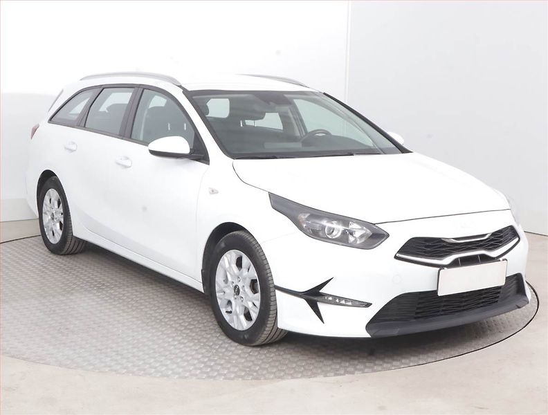 Kia Ceed (2023) Spin 1.0 T-GDI, SPIN, DPH - fotografie inzerátu