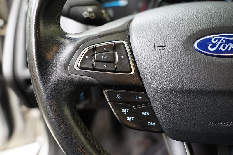 Ford Focus - fotka 15 z 24