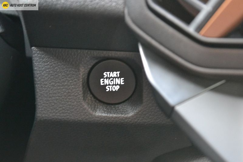 Dacia Duster EXTREME TCE 130 4x4 - fotka 40 z 58