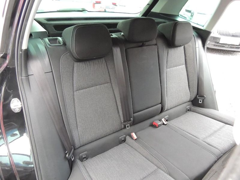 Škoda Karoq (2020) 1.5TSI,110KW,DSG,Style,1.majČR - fotka 19 z 47