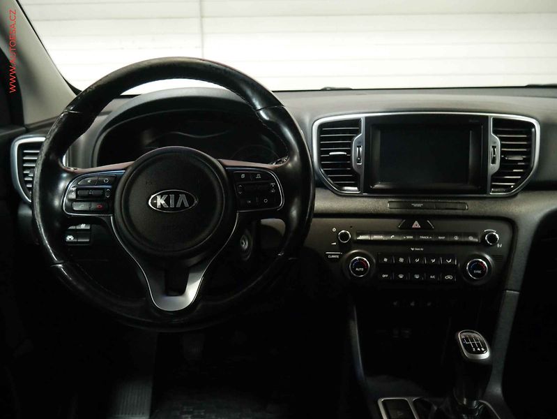 Kia Sportage (2017) 1.6 GDI, ČR, Navi, LED, AC - fotka 11 z 22