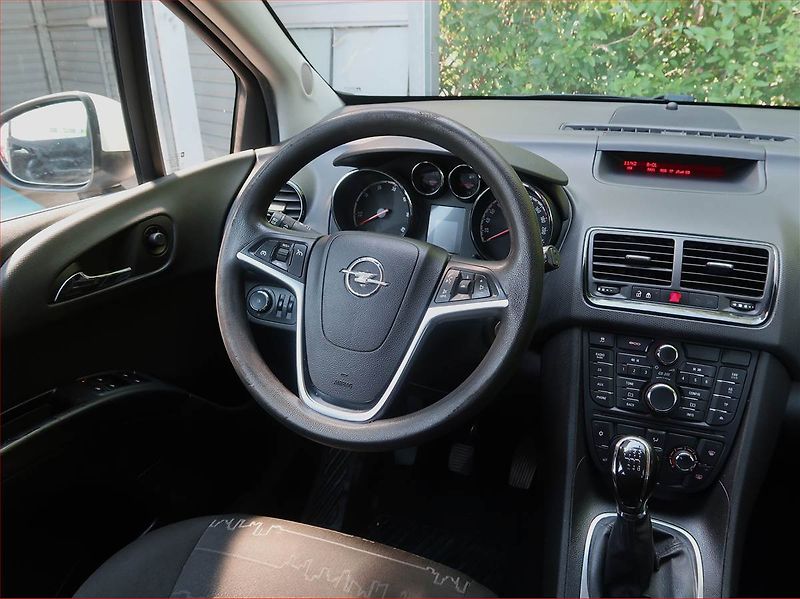 Opel Meriva (2016) 1.6 CDTI, po STK, zamluveno - fotka 7 z 19