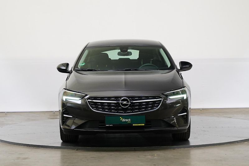 Opel Insignia - fotka 4 z 23