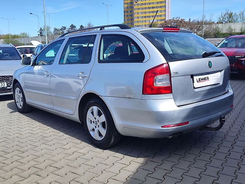 Škoda Octavia 1.4 TSi/90kW Ambition - fotka 7 z 23