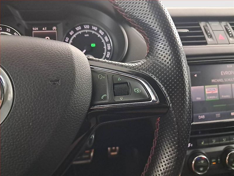 Škoda Octavia (2015) RS 2.0 TDI, Automat - fotka 19 z 20