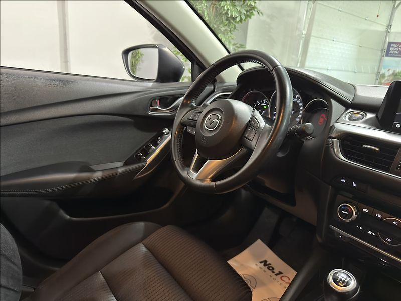 Mazda 6 2,2   D 1.MAJITEL 1.ROK ZÁRUKA - fotka 24 z 42