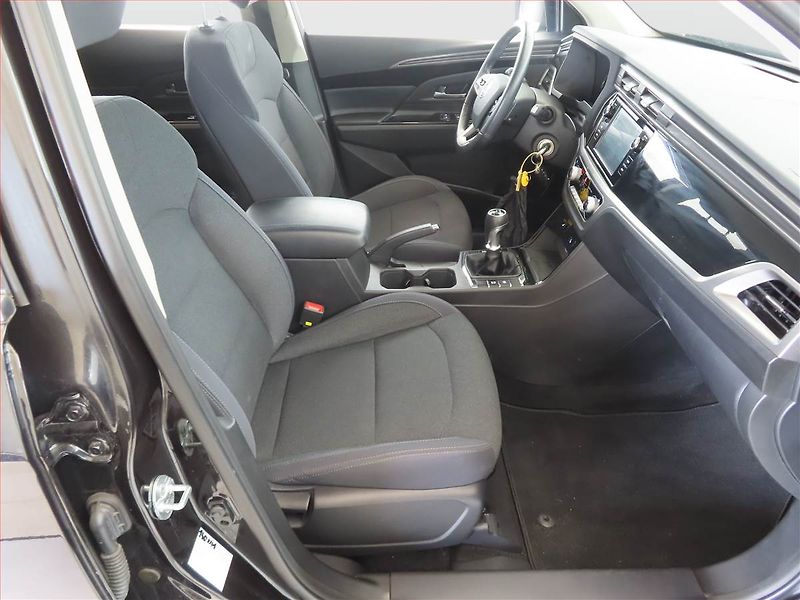 SsangYong Korando (2023) 1.5 T-GDI, Serv.kniha - fotka 9 z 16
