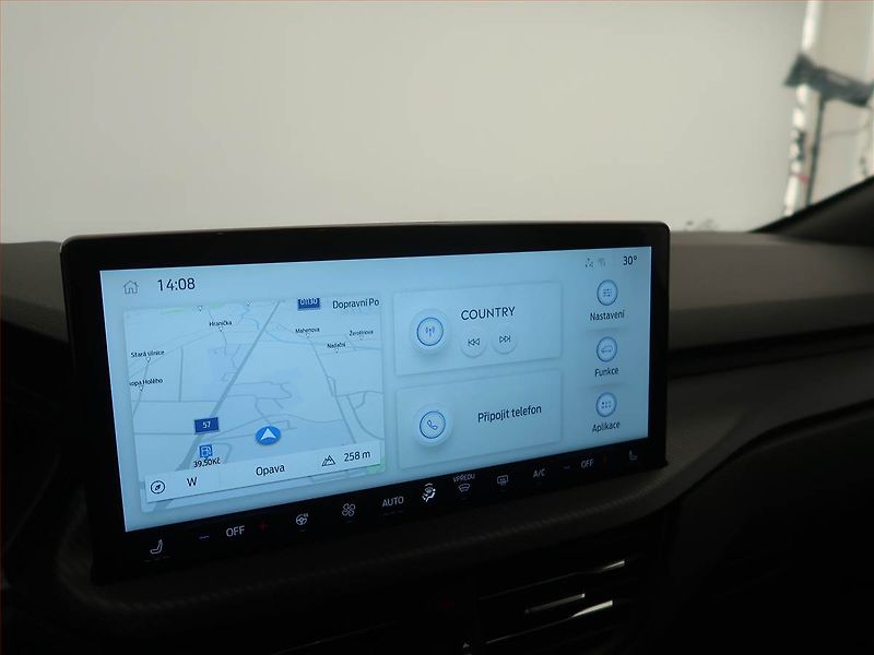 Ford Kuga (2025) 1.5 EcoBoost - fotka 16 z 18