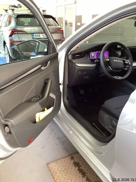 Škoda Octavia Combi Selection 1,5TSI 85kW MT - fotka 5 z 6