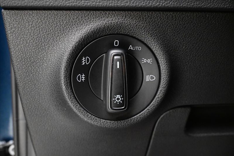 Škoda Karoq 2,0 TDI 110 kW 4x4 DSG TOUR Zá - fotka 26 z 31