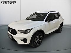 Volvo XC40 (2025) 2,0 B4 FWD Plus Dark 5143 - fotografie inzerátu