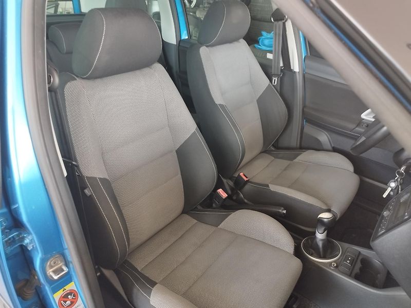 Škoda Roomster (2009) 1,6I,77KW,KLIMA,ALU SE.KNIHA - fotka 16 z 29