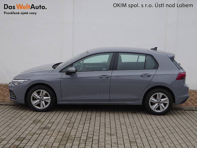Volkswagen Golf (2021) 1,0TSi /81kW Life - fotka 3 z 29