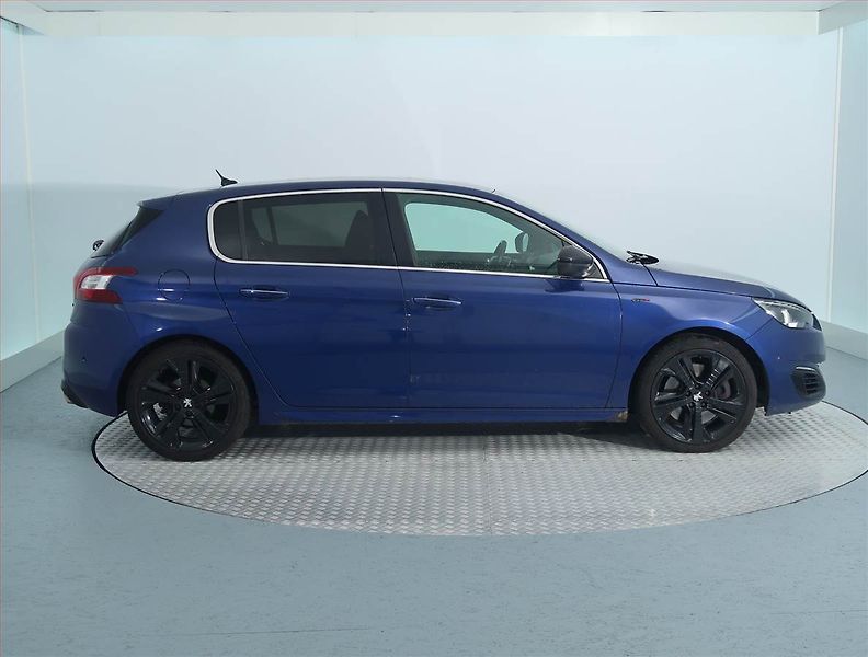 Peugeot 308 (2016) GT Line 2.0 BlueHDi GT - fotka 6 z 19