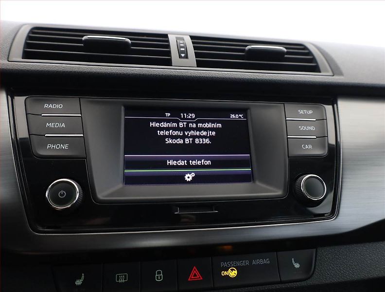 Škoda Fabia (2018) Style 1.0 TSI, Park. senzory - fotka 14 z 18