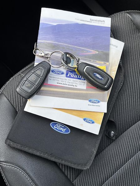 Ford Kuga 2.0TDCi 4x4 TEMPOMAT KLIMA ALU - fotka 33 z 41