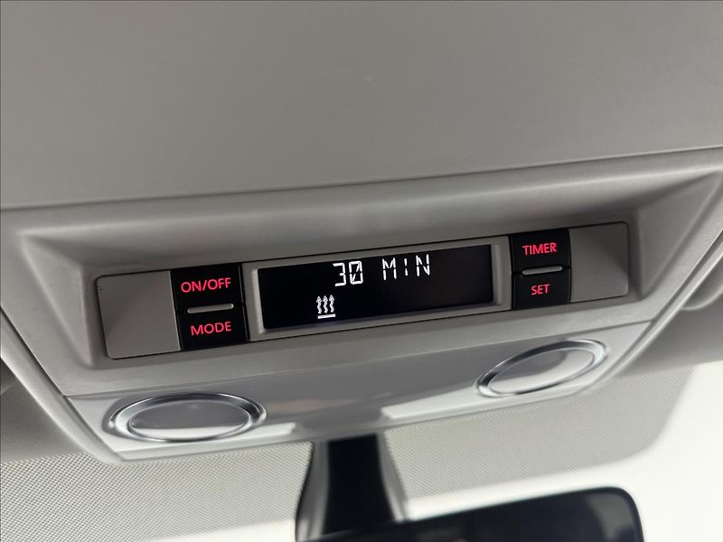 Volkswagen Caravelle 2,0 110kW DSG NZTOP LONG TZ - fotka 24 z 39