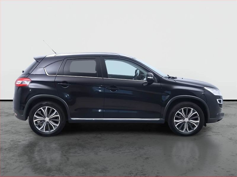 Peugeot 4008 (2012) 1.8 HDI, 4X4, Navi, Xenony - fotka 6 z 14