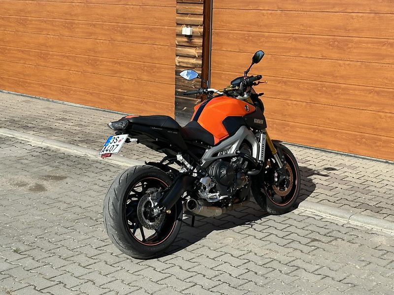 Yamaha MT-09 TOP – 10 920 Km – AKRAPOVIČ - fotka 6 z 11