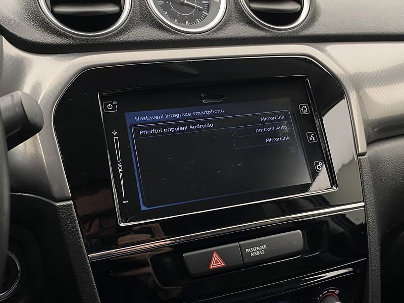 Suzuki Vitara 1.6 VVTi 88kW ELEGANCE AUT CZ - fotka 38 z 43
