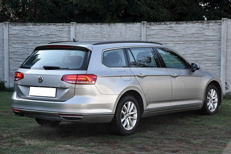 Volkswagen Passat 2.0 TDi CR DSG COMFORTLINE, TZ - fotka 4 z 50