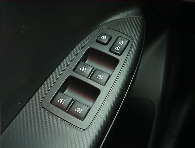 Mitsubishi Eclipse Cross (2021) Plug-in-Hybrid - fotka 18 z 20