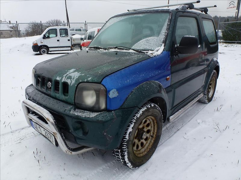 Suzuki Jimny 1,3 16v 4x4 Off Road, Na oprav - fotka 2 z 29