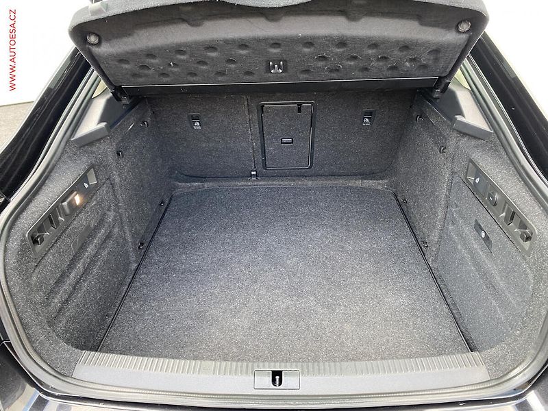 Škoda Superb (2015) 2.0 TDi 4x4, ČR, DSG - fotka 7 z 20