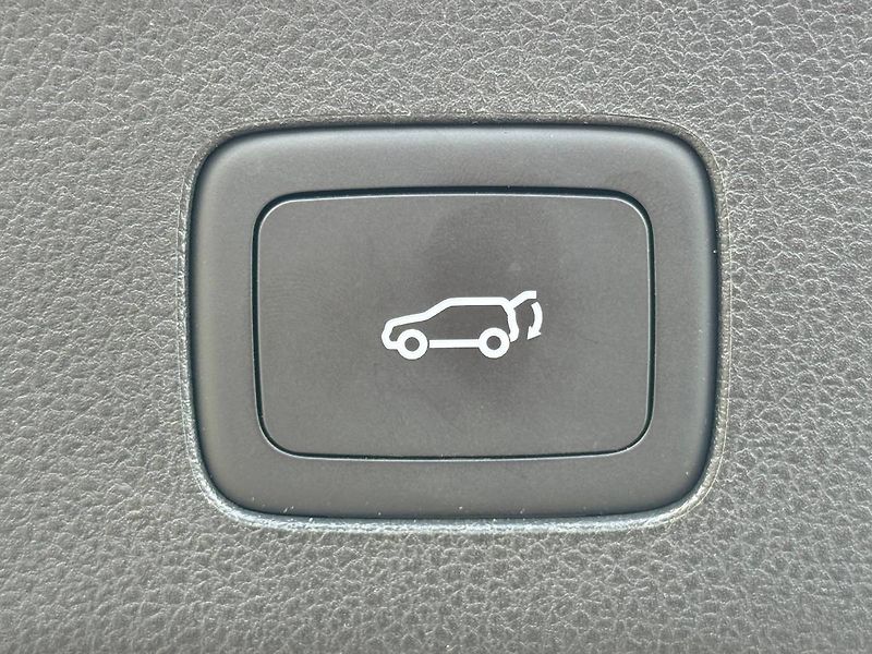 MG HS (2024) 1.5 TGI 119 kW Exclusive 7DCT - fotka 24 z 25