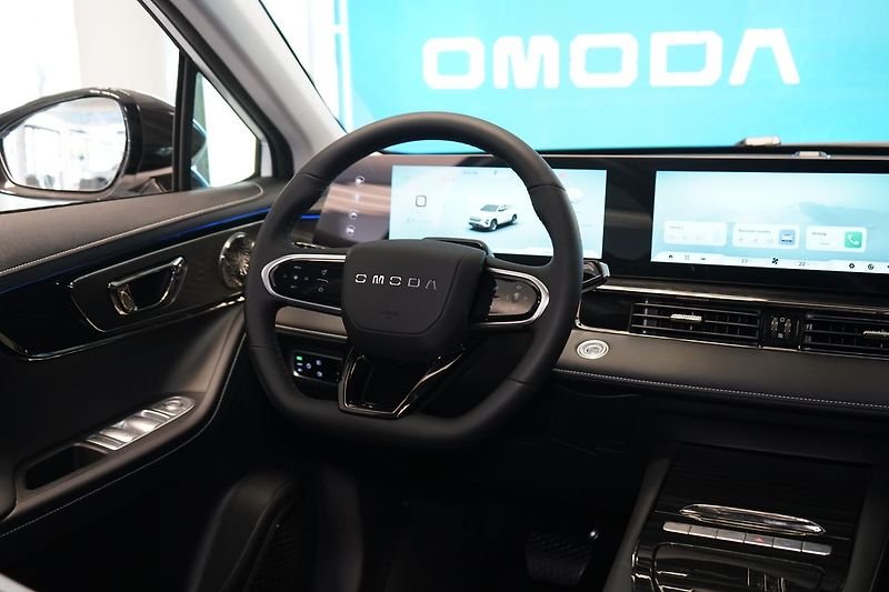 Omoda 5 PREMIUM 1.6 T-GDI DCT - fotka 19 z 28