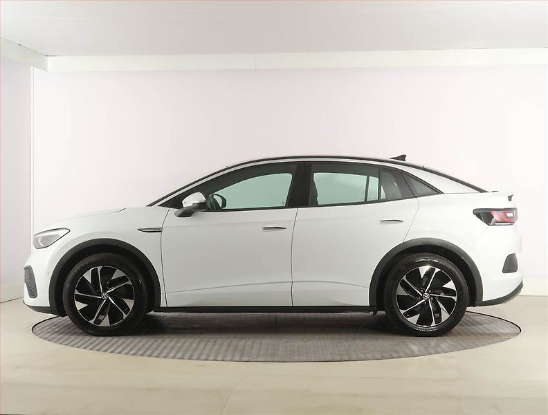 Volkswagen ID.5 (2023) Pro Perf. (82 kWh), SoH 95% - fotka 3 z 25