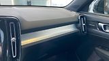 Volvo XC40 (2026) PLUS DARK, B4 FWD, 145+10 kW / - náhled 10