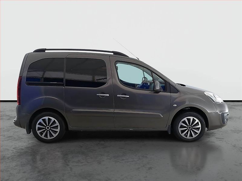 Citroën Berlingo (2016) Feel 1.6 VTi, 5Míst, ČR - fotka 6 z 13