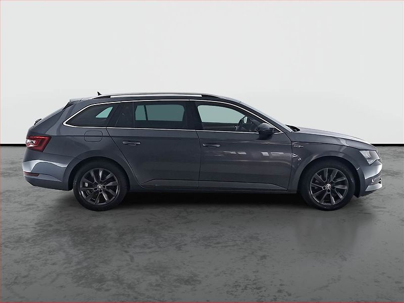 Škoda Superb (2017) 2.0 TDI, Kůže, Navi, Tempomat - fotka 6 z 19