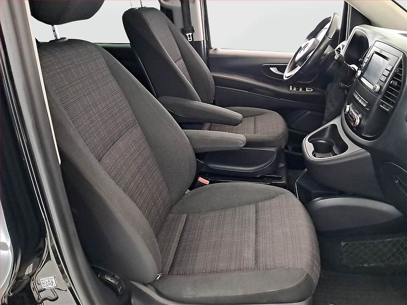 Mercedes-Benz Vito (2019) 119 CDI 4x4, Bus, 8Míst, ČR - fotka 9 z 20