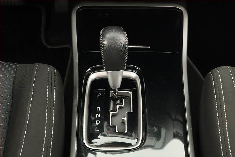 Mitsubishi Outlander (2019) 2.2 DI-D, 4X4, Automat - fotka 10 z 16