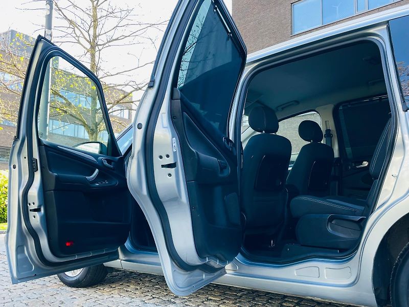 Ford Galaxy 2.0TDCi MANUÁL 7 MÍST VÝHŘEV - fotka 23 z 49