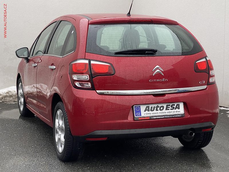 Citroën C3 (2013) 1.2 i, 1.maj,ČR, AC - fotka 6 z 18