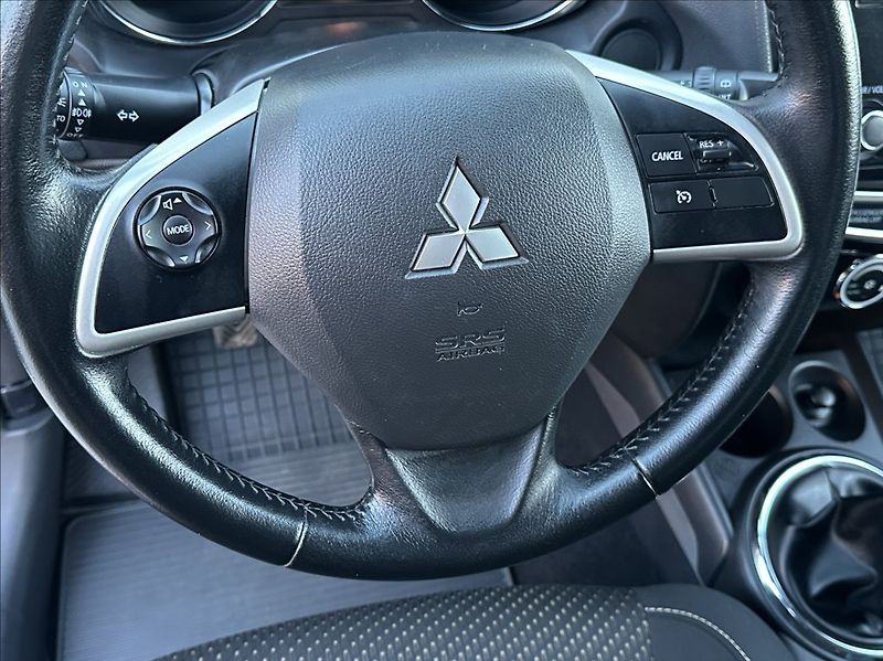 Mitsubishi ASX 1,6 117PS  Invite - fotka 30 z 48