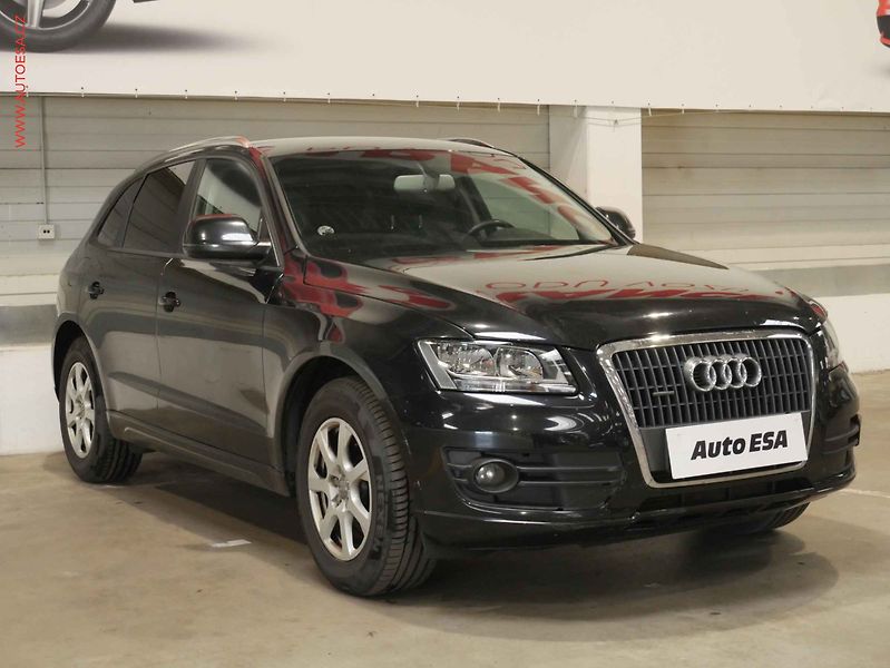 Audi Q5 (2012) 2.0 TDI, 2.maj, Kůže, AC - fotografie inzerátu