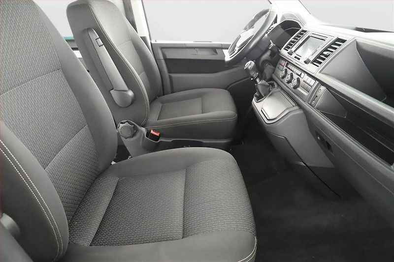 Volkswagen Multivan (2018) 2.0 TDI - fotka 7 z 18