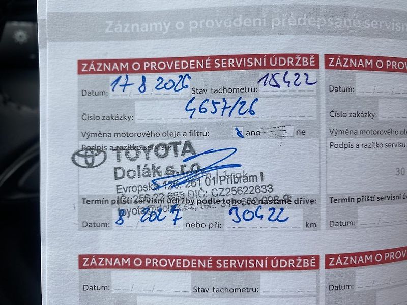 Toyota Yaris 1.5HEV, ČR, Style, DPH - fotka 30 z 30